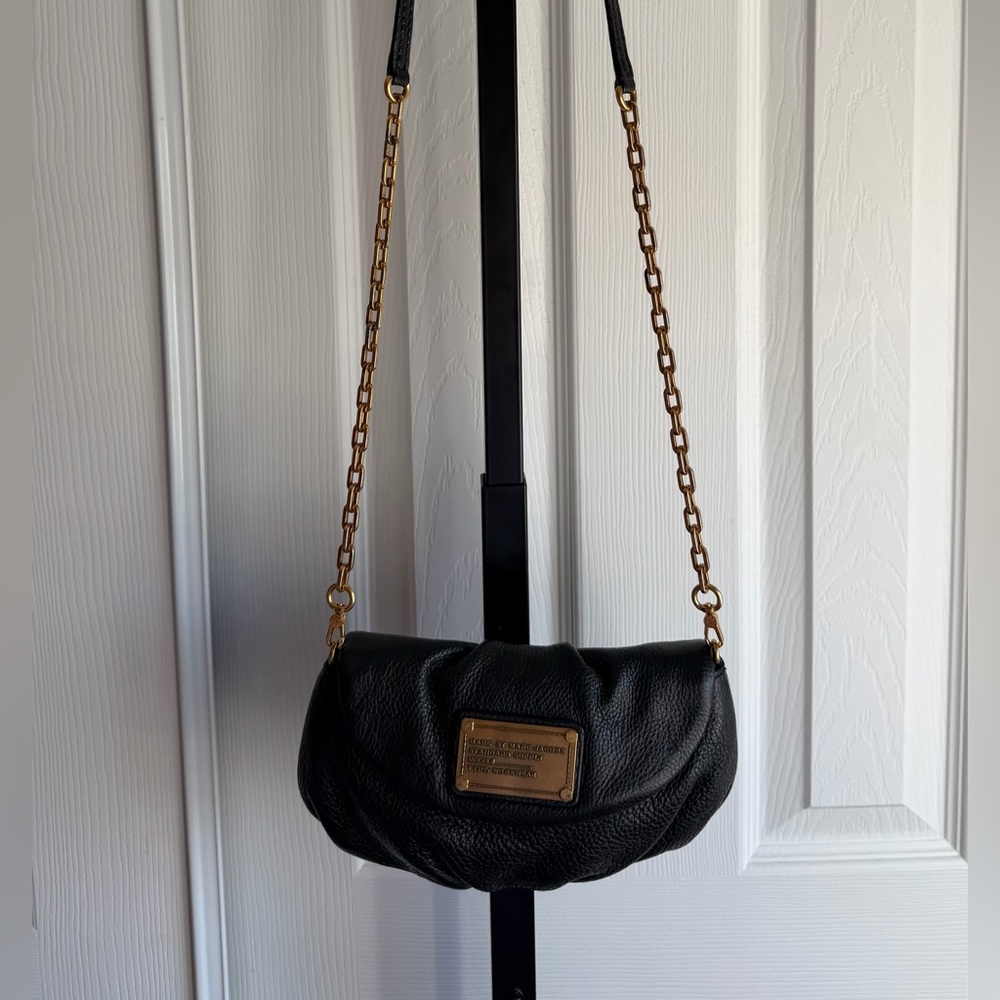 Marc By Marc Jacobs Black Leather
Clutch/Purse - Picture 5 of 10